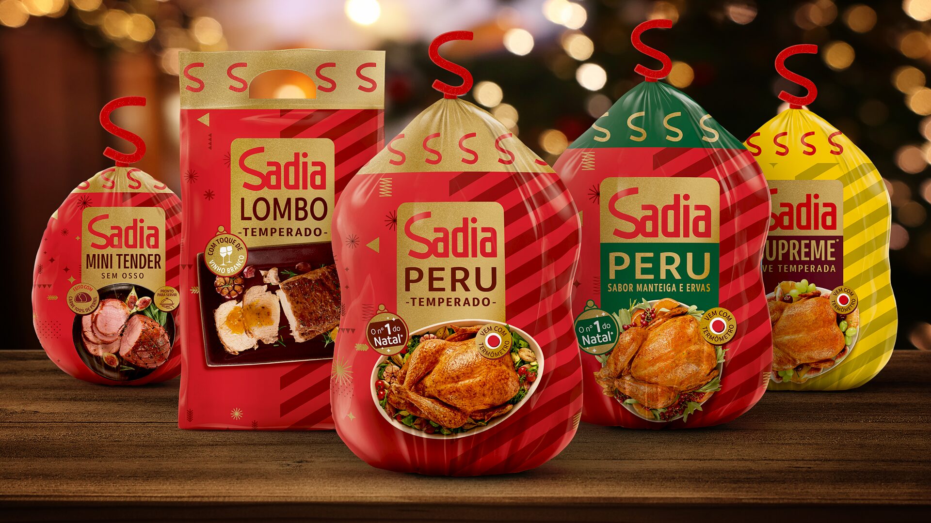 Sadia Christmas range: turkey, pork loin and roasts in red packs with S-shaped hooks